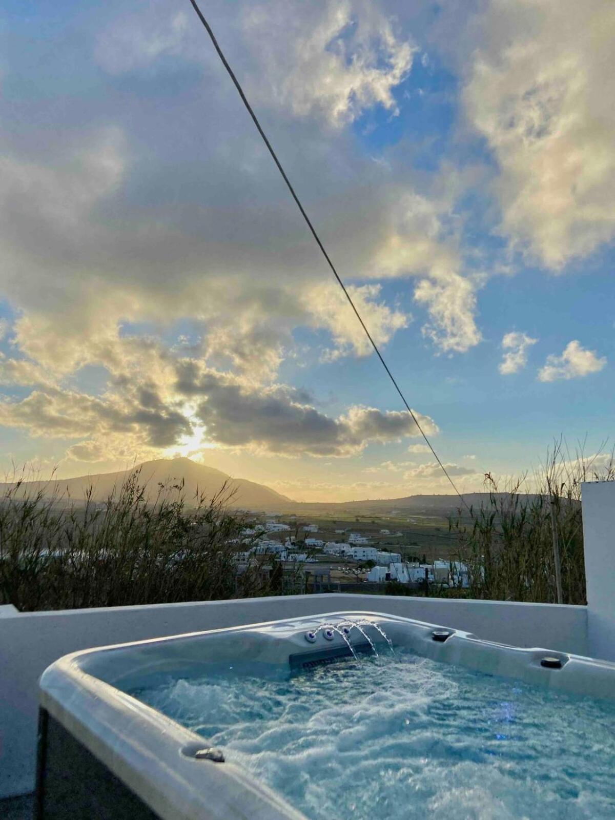 Villa Solasta #1 With Jacuzzi In Santorini Akrotiri  Exterior photo